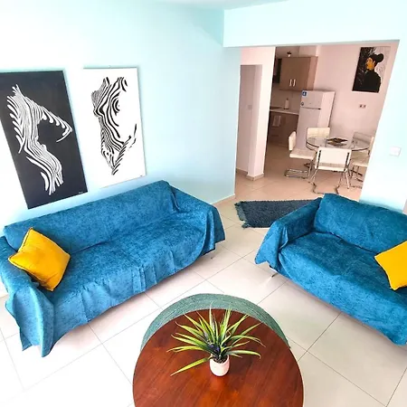 Apartment Center: Your Urban Retreat- 100m To The *