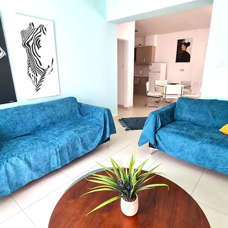 شقة Center: Your Urban Retreat- 100m To The *