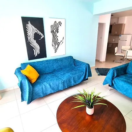 Center: Your Urban Retreat- 100m To The *