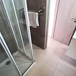 Lejlighed Center: Your Urban Retreat- 100m To The Larnaca