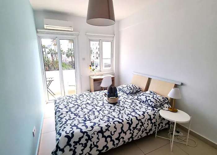 Center: Your Urban Retreat- 100m To The