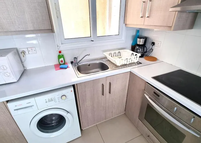 Apartamento Center: Your Urban Retreat- 100m To The